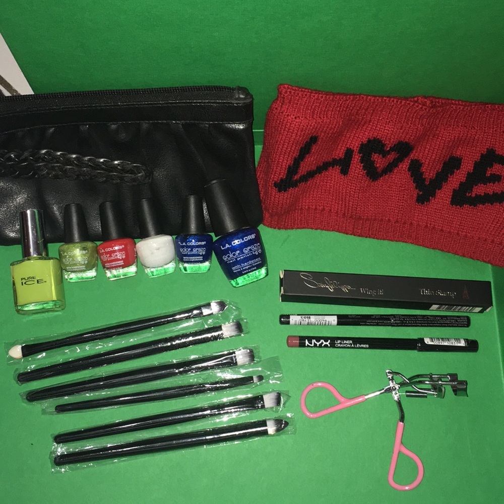 Tiny Bundle Just $10